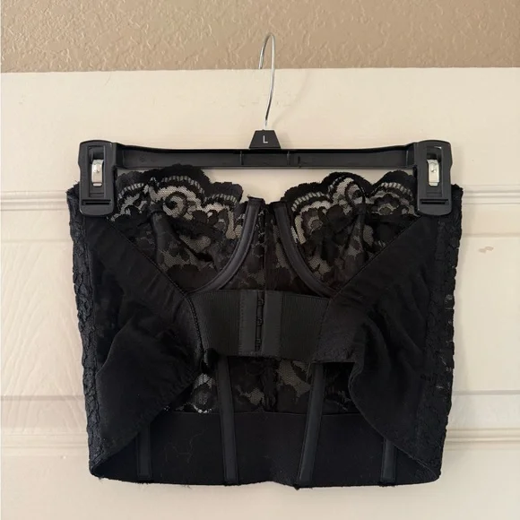 Vintage Victoria’s Secret Gold Label Black Lace Bustier - Picture 2 of 7